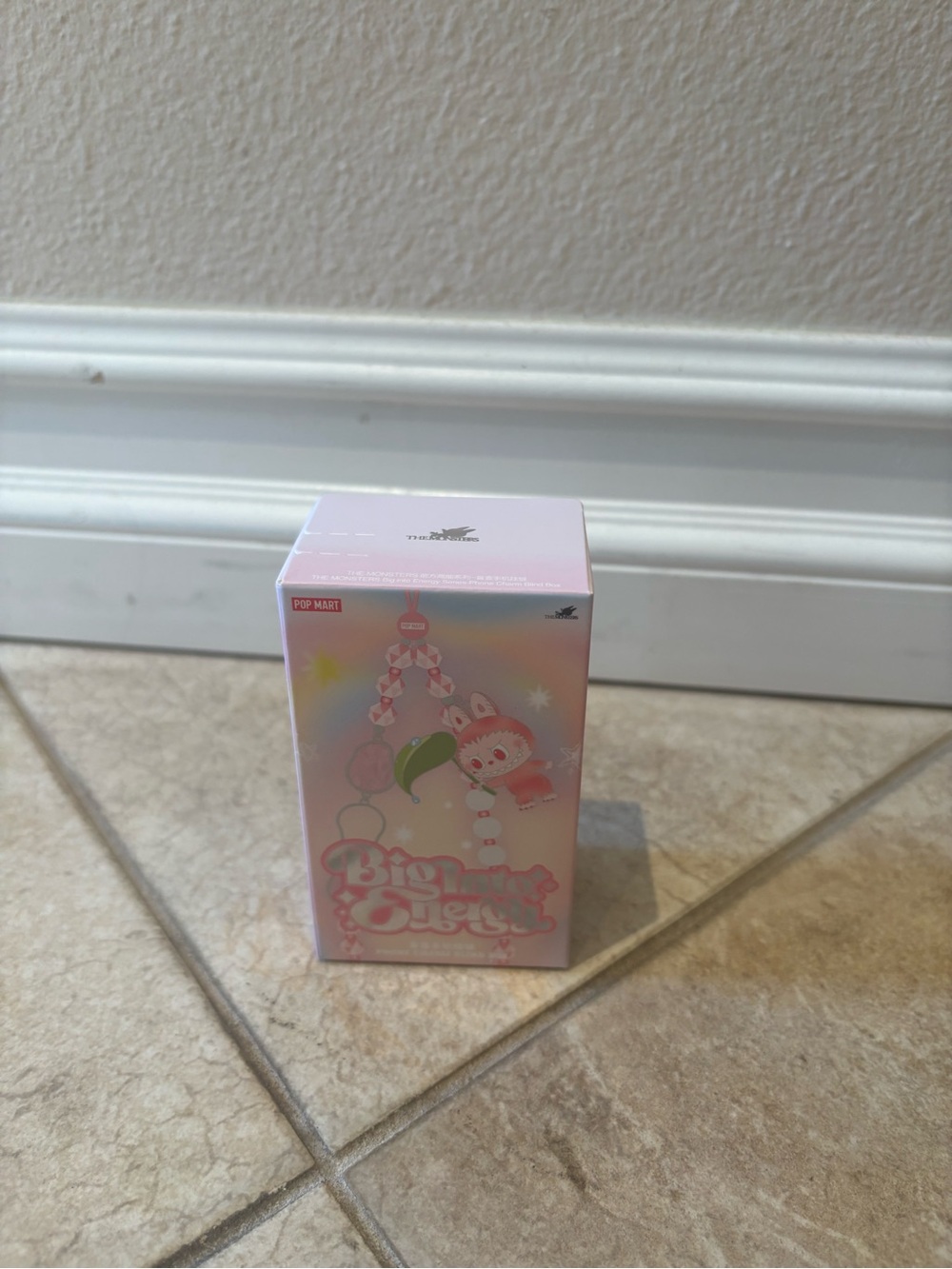 The Monsters Big into Energy Series phone charm blind box.